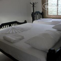 Tharusha Hoiday Inn