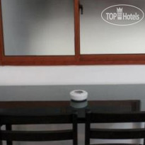 Tharusha Hoiday Inn