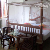 Lagoon Boutique Hotel 