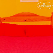 1385 Hostel