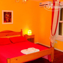 1385 Hostel