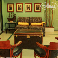 Mayflower Suites Лобби