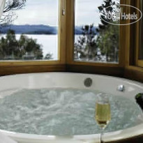 Lirolay Suites