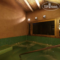 Las Marias Закрытый бассейн