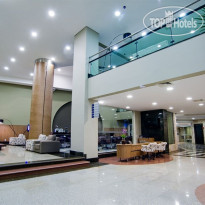 Wyndham Golden Foz Suites