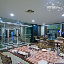 Wyndham Golden Foz Suites