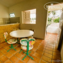  La Rocca Beach Hostel 