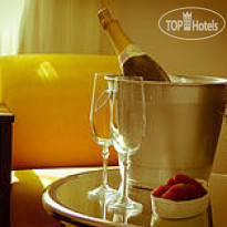 1000 Hotel  