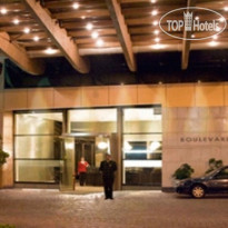 Boulevard Suites 