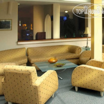 Melrose Plaza Suites 