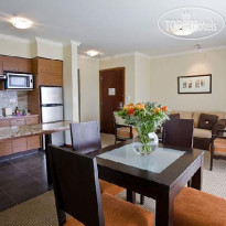 Stubel Suites and Cafe