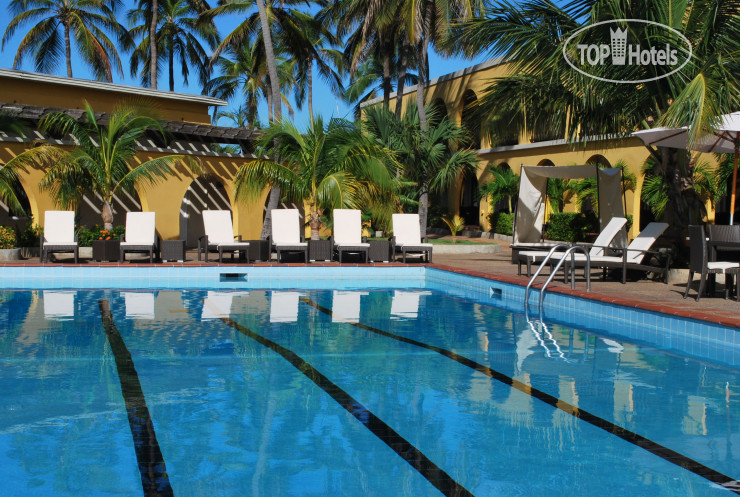 Hotelier's photos Talk of the Town Hotel & Beach Club 3*