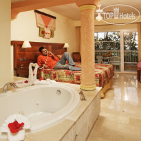 Grand Palladium Palace Resort Spa & Casino