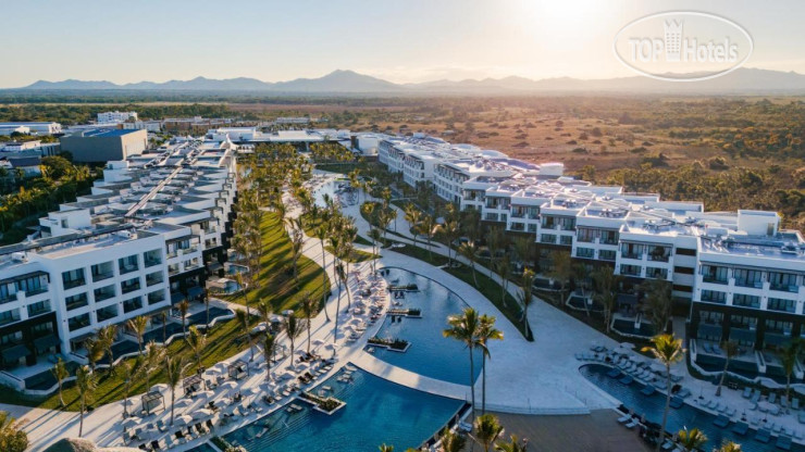 Hotel photo Secrets Tides Punta Cana All Inclusive 5*