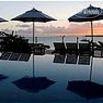 Casa Colonial Beach & Spa Infinity Swimming Up