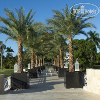 VH Atmosphere Adults Only & Beach Club