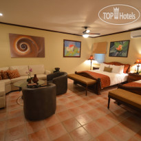Casa Roland Marina Resort