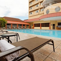 Crowne Plaza Corobici