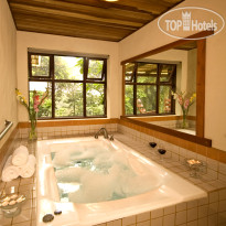 Villa Blanca Cloud Forest Hotel & Nature Reserve