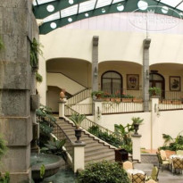 La Condessa