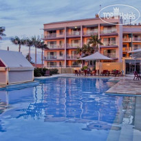 Oaks Waterfront Resort The Entrance 