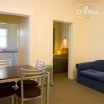 Best Western Blue Hills Motel and Serviced Apts. 