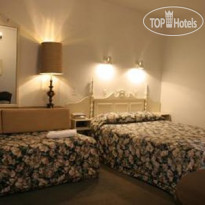 Econo Lodge Hacienda International 