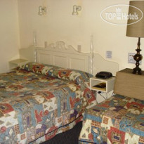 Econo Lodge Hacienda International 