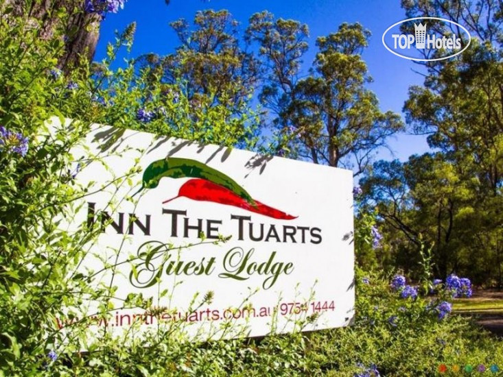 Hotelier's photos Inn The Tuarts Guest Lodge 4*