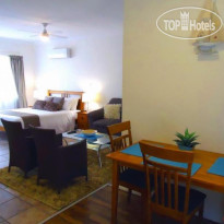 Inn The Tuarts Guest Lodge 