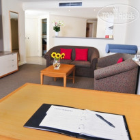 Radisson Hotel and Suites Sydney