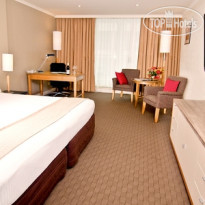 Radisson Hotel and Suites Sydney