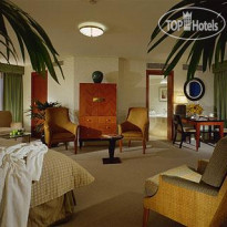 Four Seasons Hotel Sydney