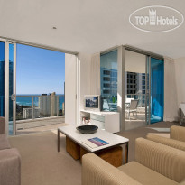 Artique Surfers Paradise