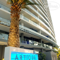 Artique Surfers Paradise