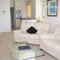 Pacific Views Resort 