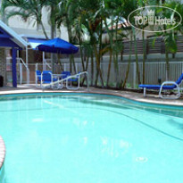 Budds Beach Apartments 