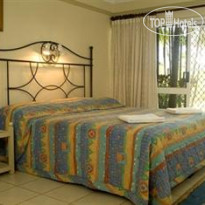 Cairns Queenslander Apartments 