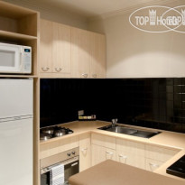 Punthill Flinders Lane Apartments Кухня
