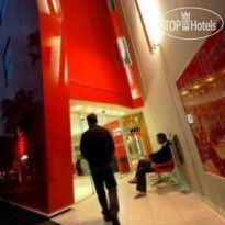 Base St Kilda Hostel 