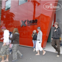 Base St Kilda Hostel 