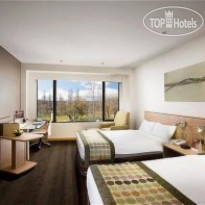 Crowne Plaza Canberra 