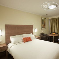 Best Western Plus Garden City Hotel 