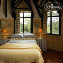 Thorngrove Manor