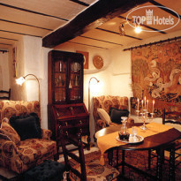 Thorngrove Manor