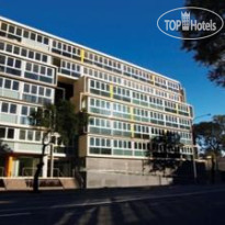 Oaks iStay Precinct (formerly Oaks Gallery) 