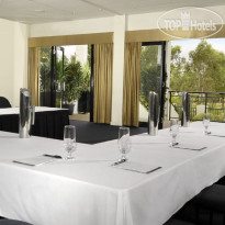 Assured Ascot Quays Apartment Hotel Конференц-зал