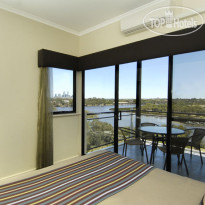Assured Ascot Quays Apartment Hotel Deluxe