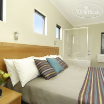 Assured Ascot Quays Apartment Hotel Riverside