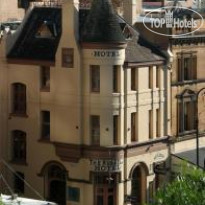Russell Hotel 